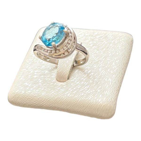 انگشتر زنانه توپاز آبی سوییس اصل