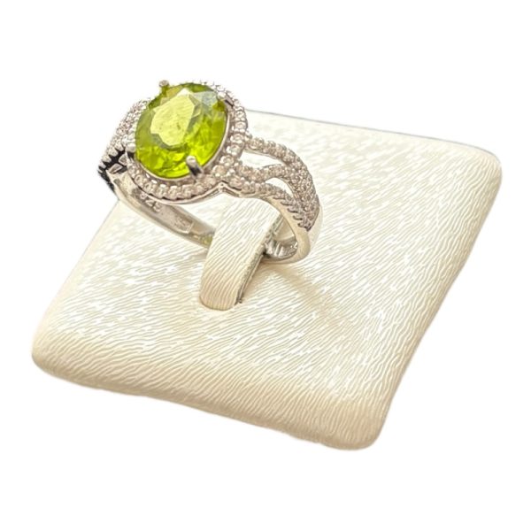 انگشتر زنانه سنگ زبرجد اصل