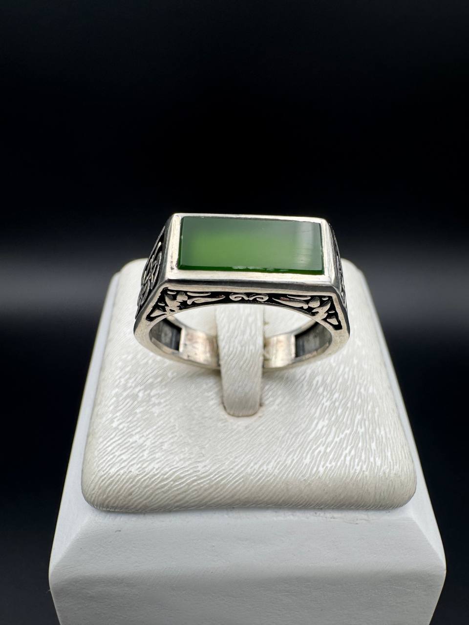 انگشتر کپسولی سنگ یشم اصل