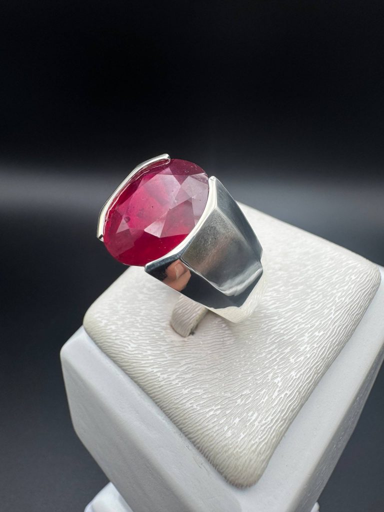 انگشتر اسپرت یاقوت سرخ اصل